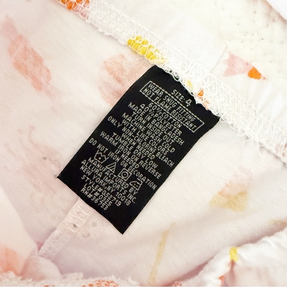 PJ's & Pumpkins Kids Pajama Set Pumpkins and Candy 4 *Runs Small - Picture 4 of 5